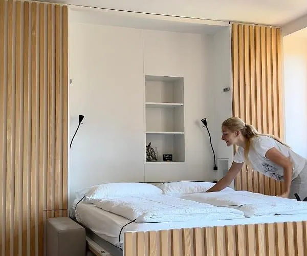 Emerald Valley * بوويتش